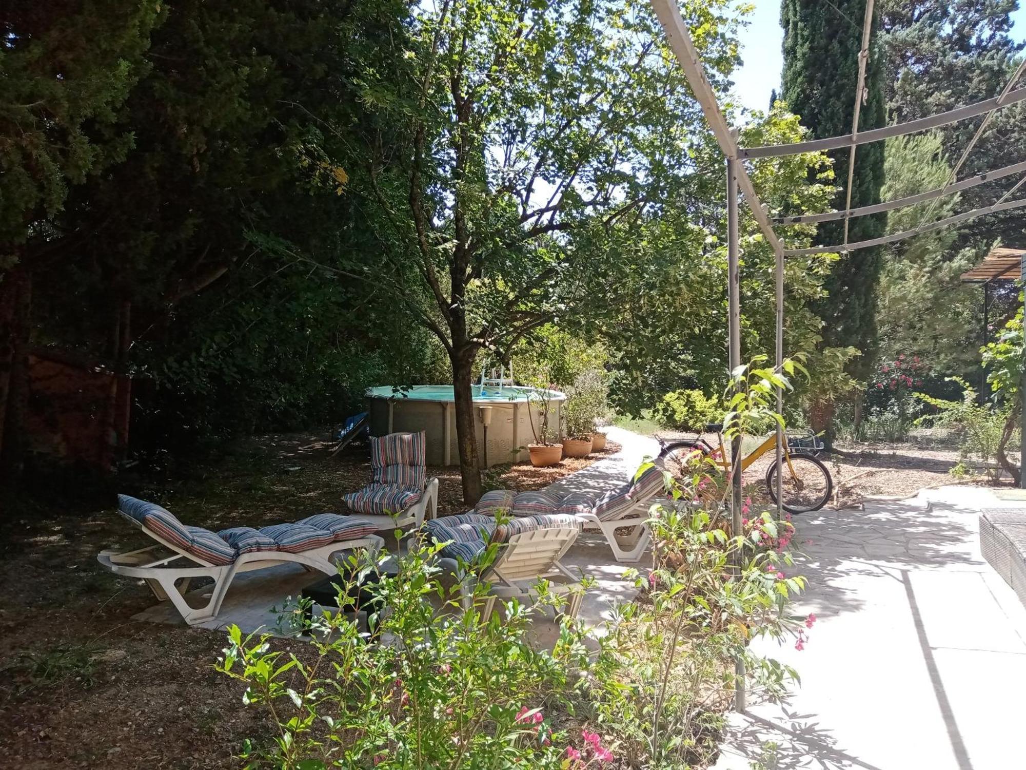 Au Mas Saint Pierre Hotel Pignans Exterior photo